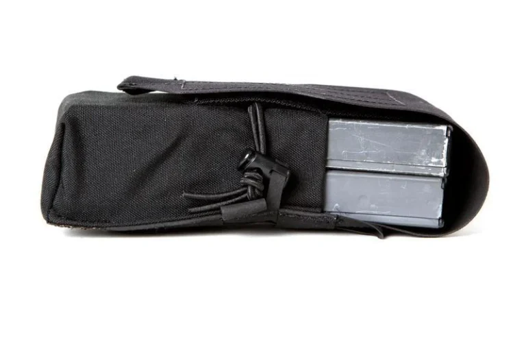 Blue Force Gear-Double M4 Mag Pouch - Classic style with flap - Black